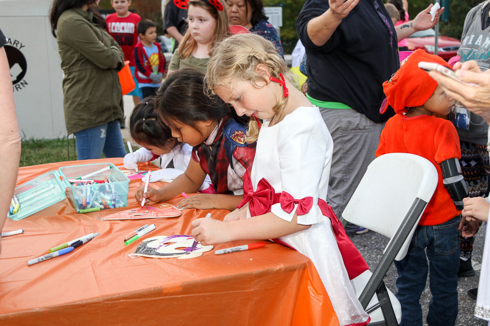 Valdese Library Fall Festival 2019-9397.JPG